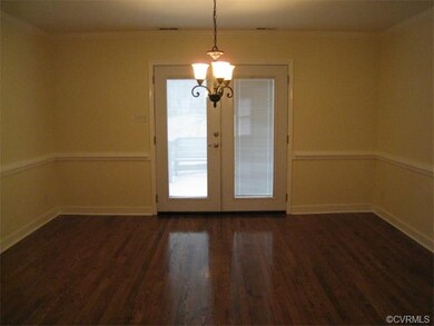Formal Ding Room