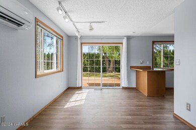 13701DouglasRd-8