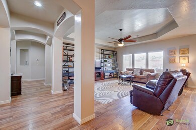 5 Living Room