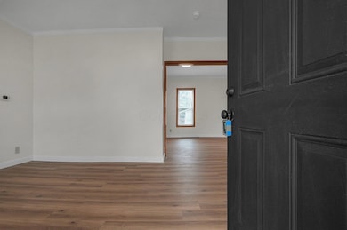 5-web-or-mls-472-e-hinman-ave