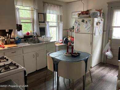 281 Brown St, Wilkes Barre, PA 18702 - photo 4