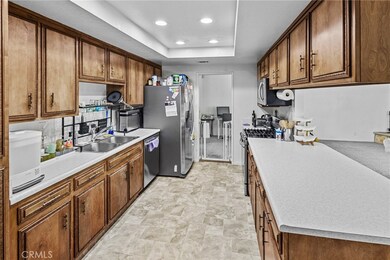 13820 Dahlgren Dr, Victorville, CA 92395 - photo 7