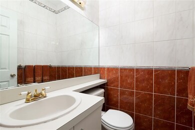 164 Cottonwood St unit C2, Jersey City, NJ 07305 - photo 7