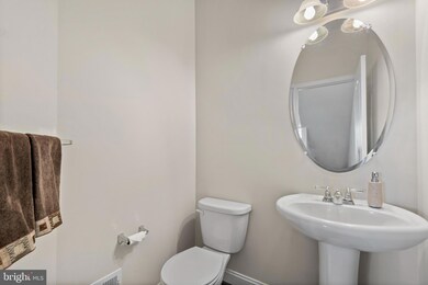 4410 Potomac Highlands Cir, Triangle, VA 22172 - photo 6