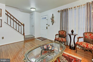 244 Finchingfield Ct, Sterling, VA 20165 - photo 5