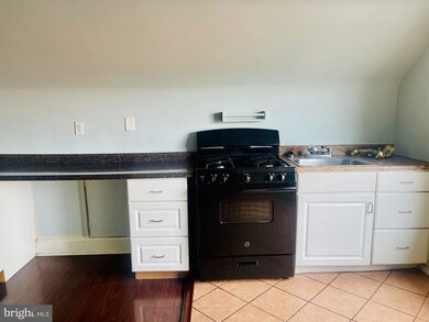 2920 Overland Ave unit 4, Baltimore, MD 21214 - photo 3