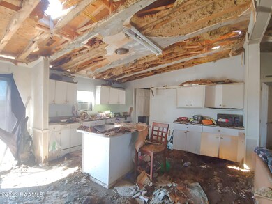 5 Kitchen
