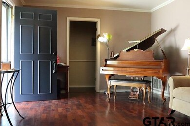 311 311 Ridgecrest, Tyler, TX 75701 - photo 2