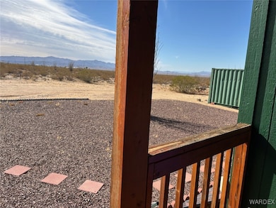15255 S Cameron, Yucca, AZ 86438 - photo 5