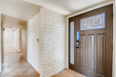 05 Foyer