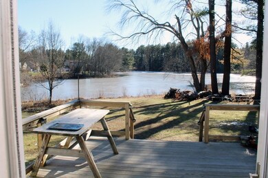 108 W Hartford Ave, Uxbridge, MA 01569 - photo 5