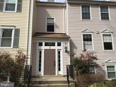 5 Pickering Ct unit 2, Germantown, MD 20874 - photo 2
