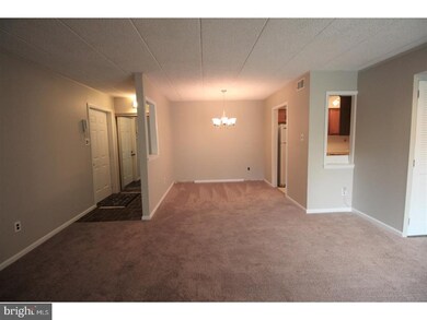 126 Leedom Way unit 126, Newtown, PA 18940 - photo 2