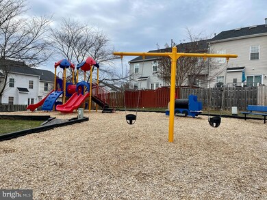 501 Tolbelt Ct, Stafford, VA 22554 - photo 3