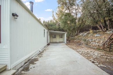 20718 Lower Hillview Dr, Sonora, CA 95370 - photo 5