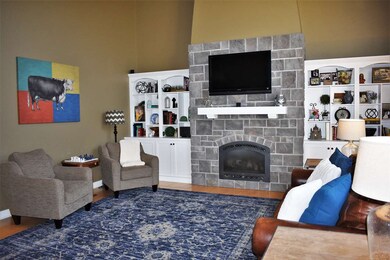 1204 Eagle Ridge Rd, Cedar Falls, IA 50613 - photo 5