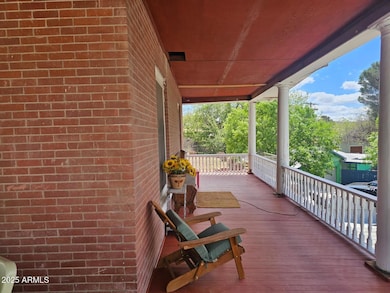 West Side of Deck