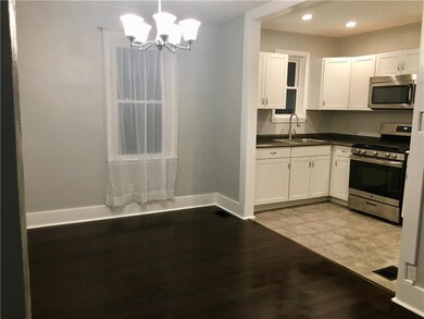 213 Bryant St, Vandergrift, PA 15690 - photo 4