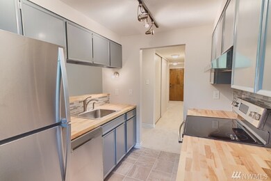 3400 25th Ave W unit 101, Seattle, WA 98199 - photo 6
