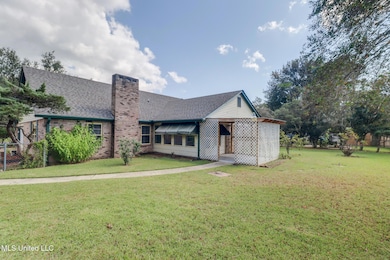 113 Mark Daniel Cir, Ocean Springs, MS 39564 - photo 3