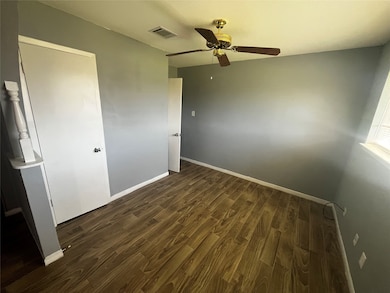 1471 Cool Spring Dr, Houston, TX 77088 - photo 4