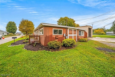 2112 Homewood Ave, Ashtabula, OH 44004 - photo 2