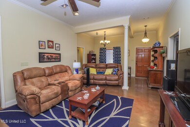 203 Glensview Cv 8