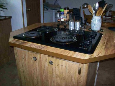 27 Pine St, Corinth, NY 12822 - photo 6