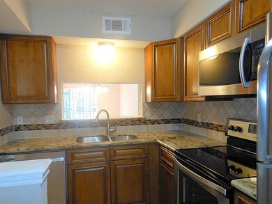 14165 Misty Meadow Ln, Houston, TX 77079 - photo 6