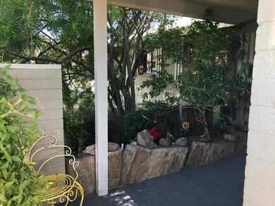 4051 N 77th Dr, Phoenix, AZ 85033 - photo 2