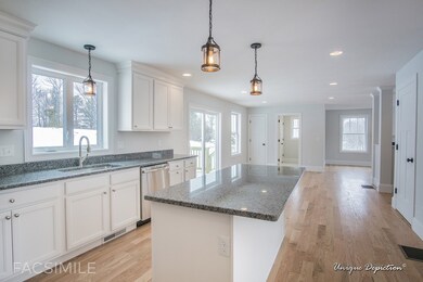 7 Lynbrook Rd, Methuen, MA 01844 - photo 6