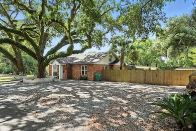 1003 Cecille St, Gulfport, MS 39501 - photo 2