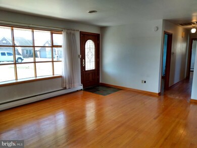 228 Mill Rd, Chambersburg, PA 17201 - photo 5