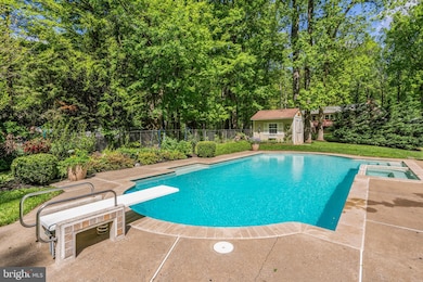 12411 Ramrod Ct, Fairfax, VA 22030 - photo 5