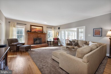 5540 Mcginnis Ct, Doylestown, PA 18902 - photo 7