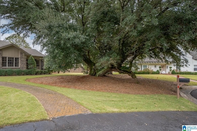 2516 Country Club Cir, Mountain Brook, AL 35223 - photo 5