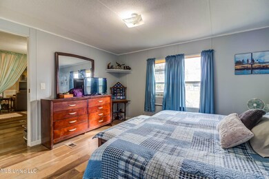 25015 Edgewood Ln (42)