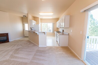 west view into the kitchen