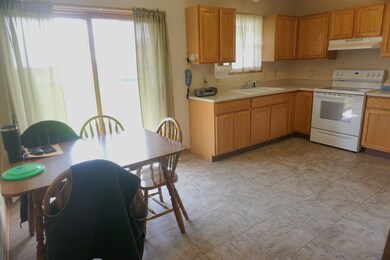 2354 Aspen St, Janesville, WI 53546 - photo 4