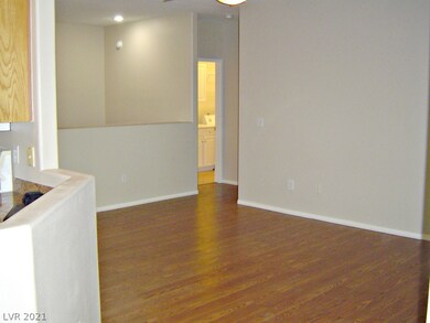 8720 Red Brook Dr unit 203, Las Vegas, NV 89128 - photo 5