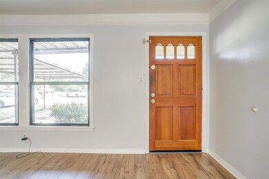 11 Donald Ct, Hurst, TX 76053 - photo 3