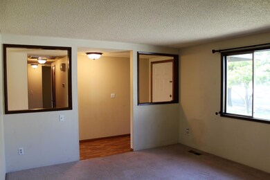 1468 Papago Dr, Medford, OR 97504 - photo 4