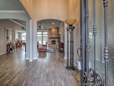 10427 S 230th East Ave, Broken Arrow, OK 74014 - photo 3