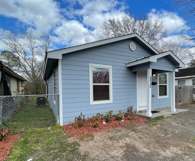 1109 Walnut Ave, Rosenberg, TX 77471 - photo 2