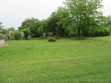 1000 N 6th, Quinton, OK 74561 - photo 5