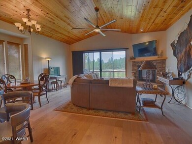 005_Livign Room