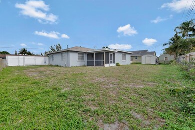 3040 Buccaneer Rd, Lake Worth, FL 33462 - photo 3