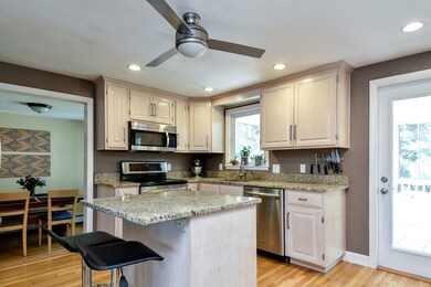 16 Elmfield Rd, Framingham, MA 01701 - photo 6