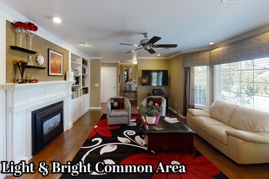 2590 Meadow Creek Dr unit 3, Medford, OR 97504 - photo 2