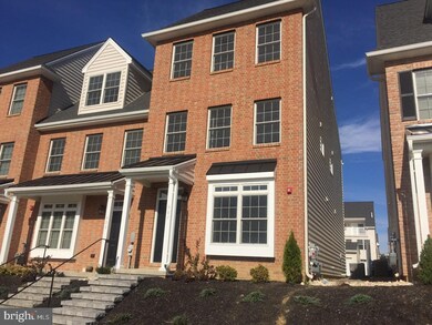 621 Magnolia Ct, Kennett Square, PA 19348 - photo 2